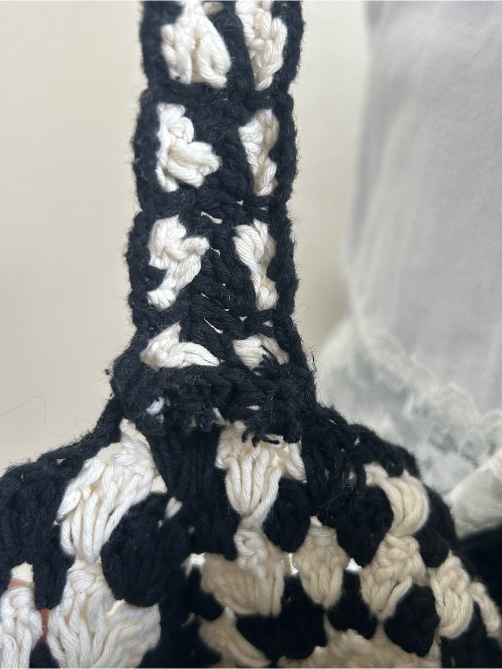 Urban Outfitters Crochet Granny Square Shoulder Bag Boho Black Cream - Picture 6 of 15